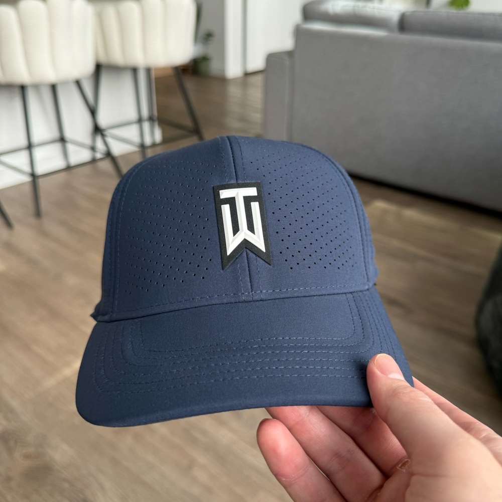 Tiger Woods / Nike / Popstroke Golf Hat